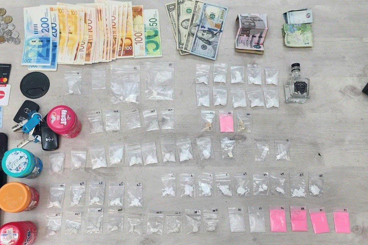 פשיטה הלילה: 12 סוחרי סמים נעצרו